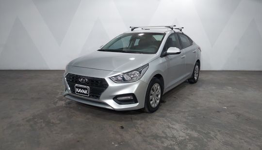Hyundai • Accent