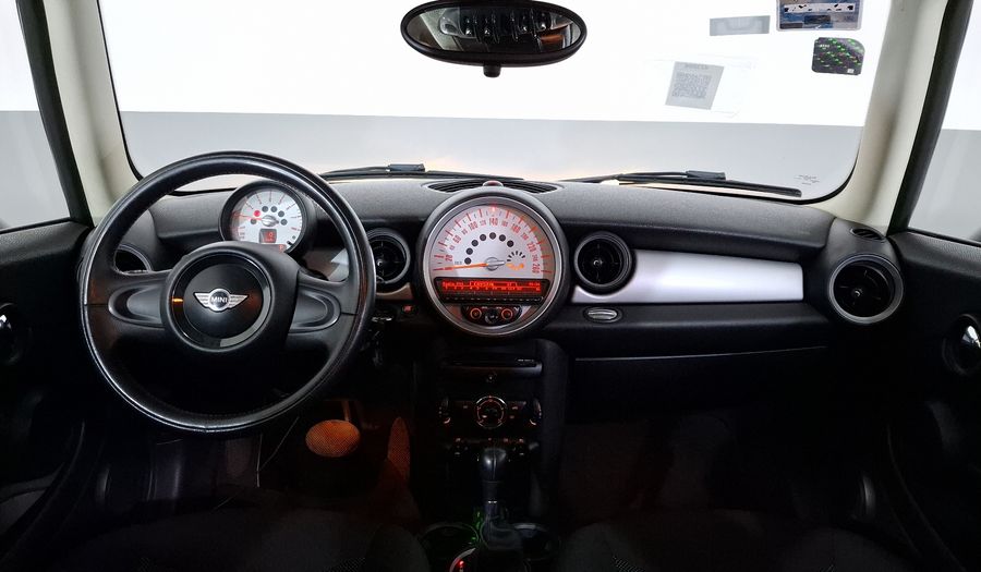 Mini Cooper 1.6 COOPER CLASSIC AT Hatchback 2013