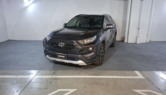 Toyota • RAV4