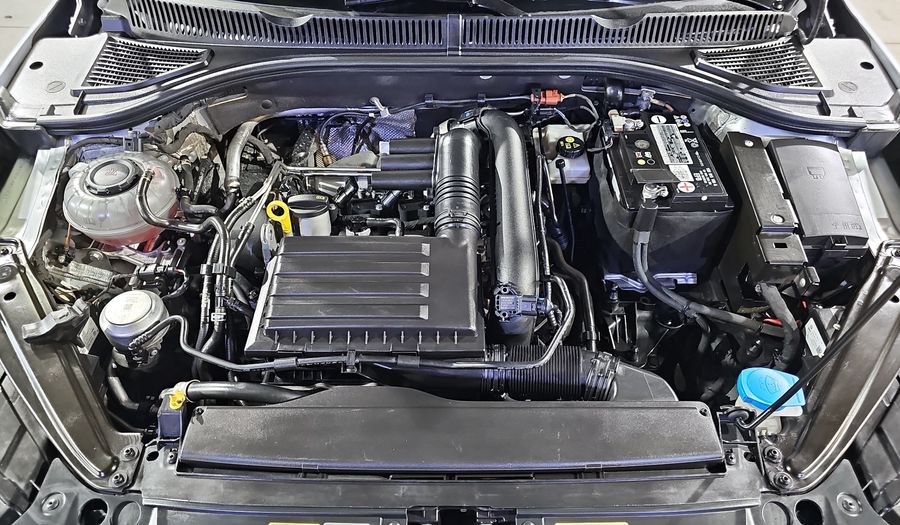 Volkswagen Jetta 1.4 R-LINE AUTO Sedan 2021