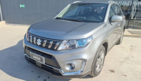 Suzuki • Vitara
