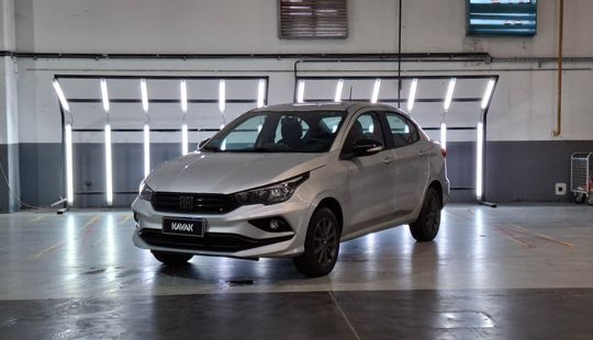 Fiat • Cronos