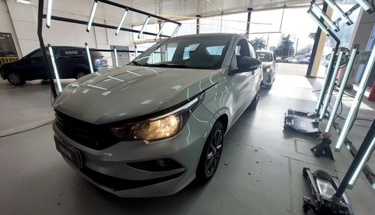 Fiat • Cronos