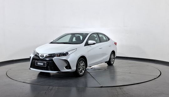 Toyota • Yaris