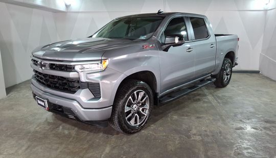 Chevrolet • Cheyenne