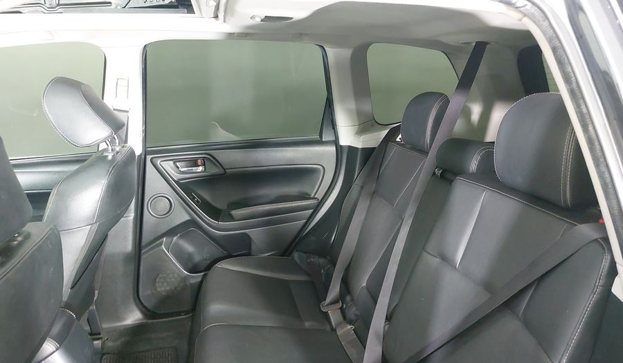 Subaru Forester 2.0 AWD XT + HK Suv 2016