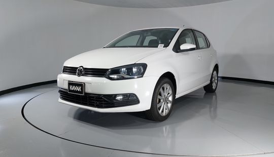 Volkswagen • Polo