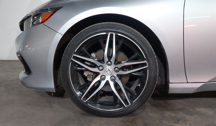 Honda Accord 2.0 TOURING AUTO Sedan 2021