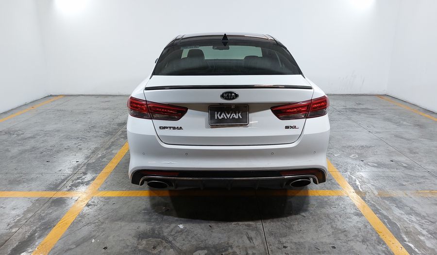 Kia Optima 2.0 TURBO GDI SXL AT Sedan 2017