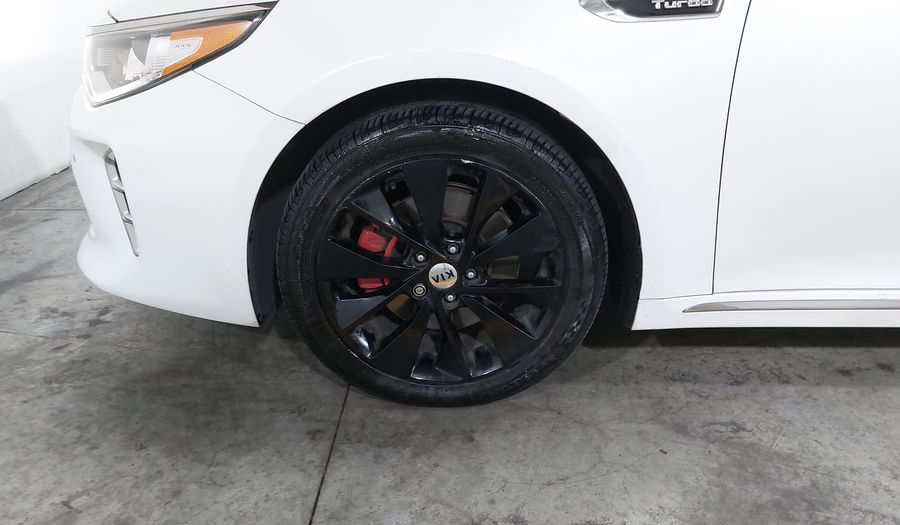 Kia Optima 2.0 TURBO GDI SXL AT Sedan 2017