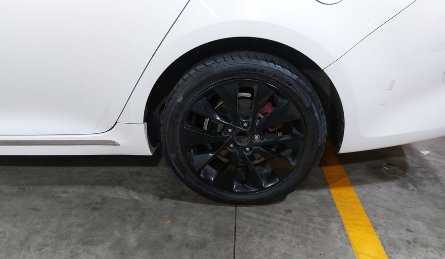 Kia Optima 2.0 TURBO GDI SXL AT Sedan 2017