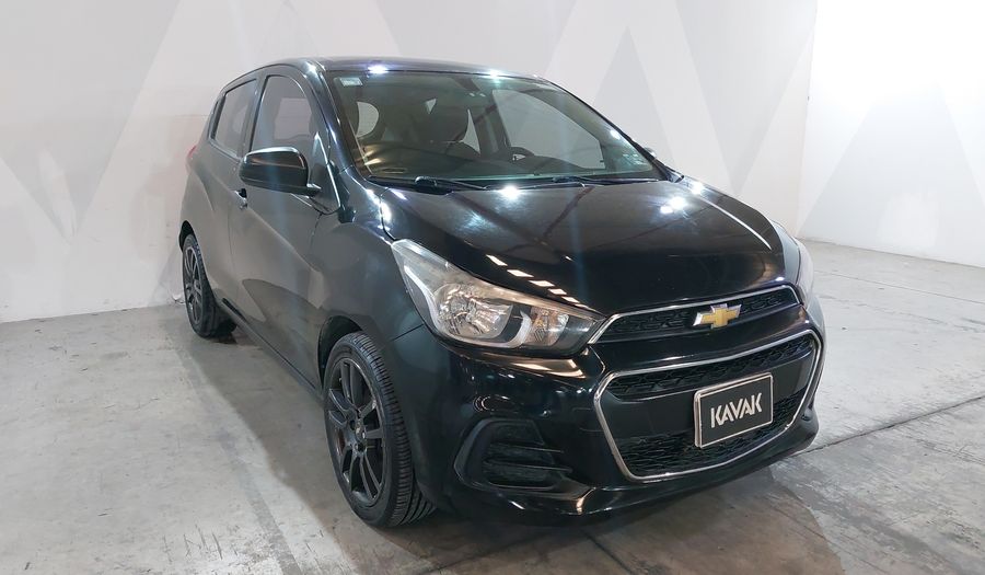 Chevrolet Spark 1.4 LT B MT Hatchback 2017