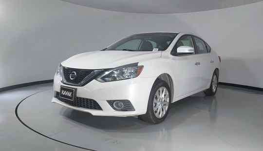 Nissan • Sentra
