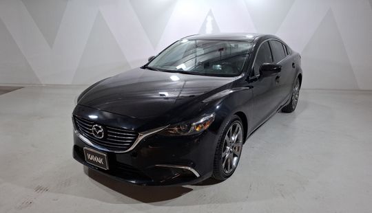 Mazda • Mazda 6