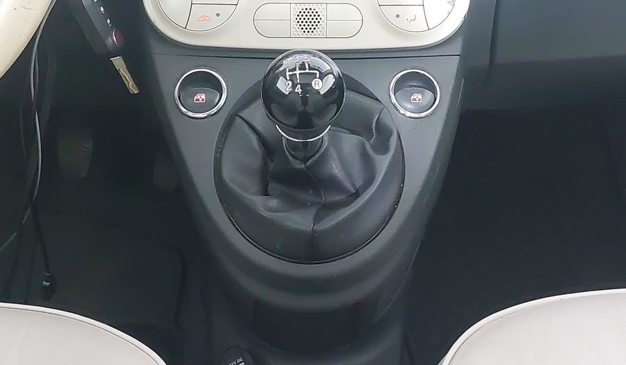 Fiat 500 1.4 EASY MT Hatchback 2016