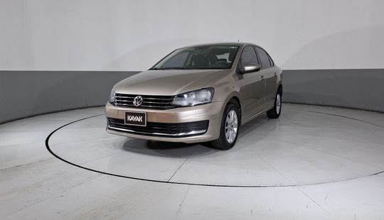 Volkswagen • Vento