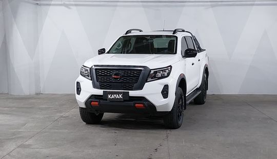 Nissan • Frontier