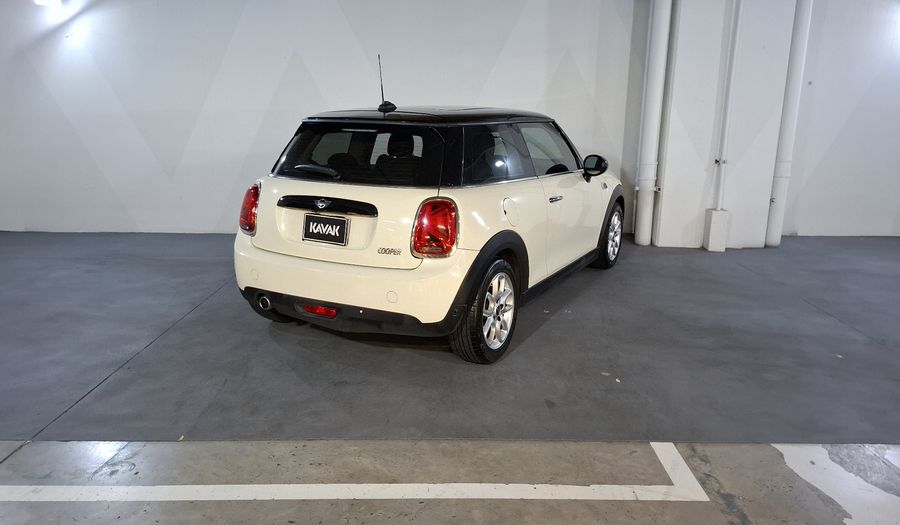 Mini Cooper 1.5 COOPER CHILI DCT Hatchback 2019
