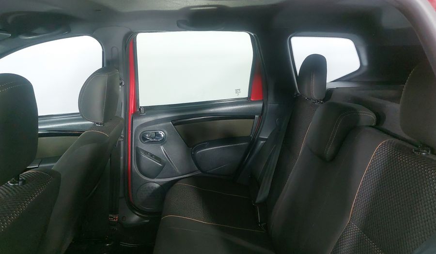Renault Duster 2.0 DYNAMIQUE MEDIA NAV MT Suv 2017