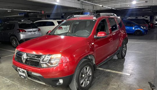 Renault • Duster