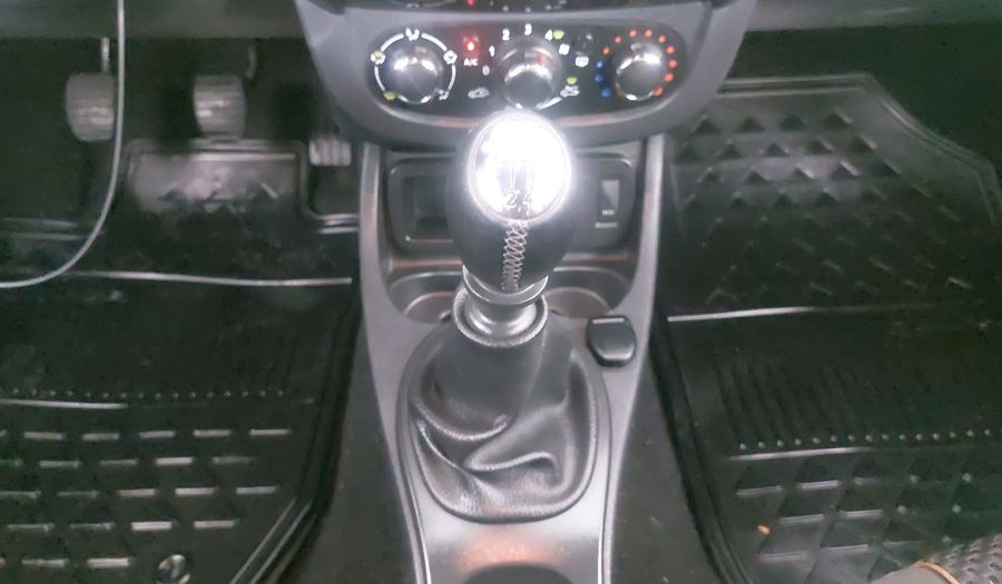 Renault Duster 2.0 DYNAMIQUE MEDIA NAV MT Suv 2017