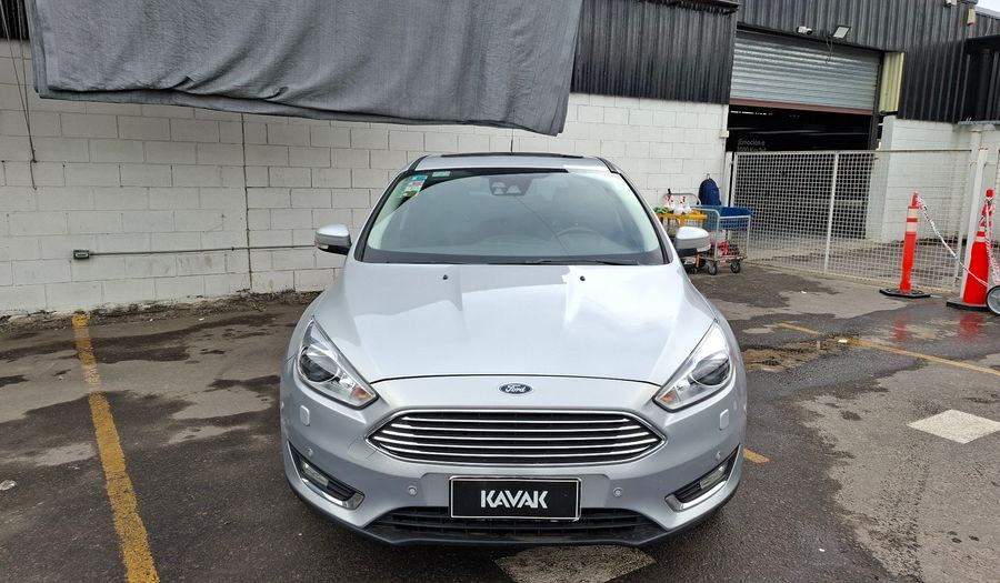 Ford Focus Iii 2.0 TITANIUM POWERSHIFT Hatchback 2016