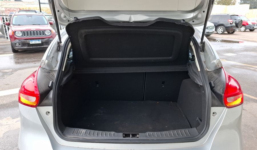 Ford Focus Iii 2.0 TITANIUM POWERSHIFT Hatchback 2016