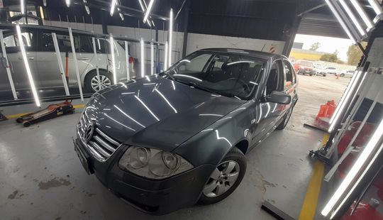 Volkswagen • Bora
