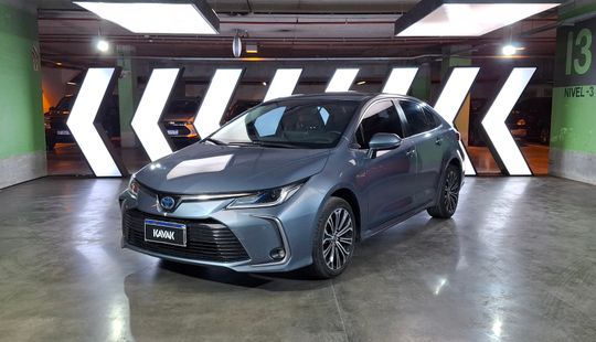 Toyota • Corolla