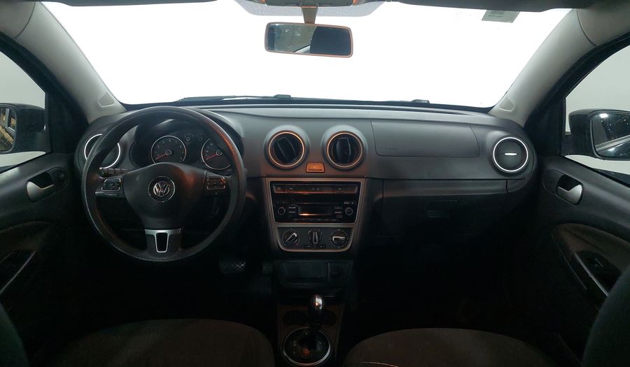 Volkswagen Voyage MI TRENDLINE Sedan 2014