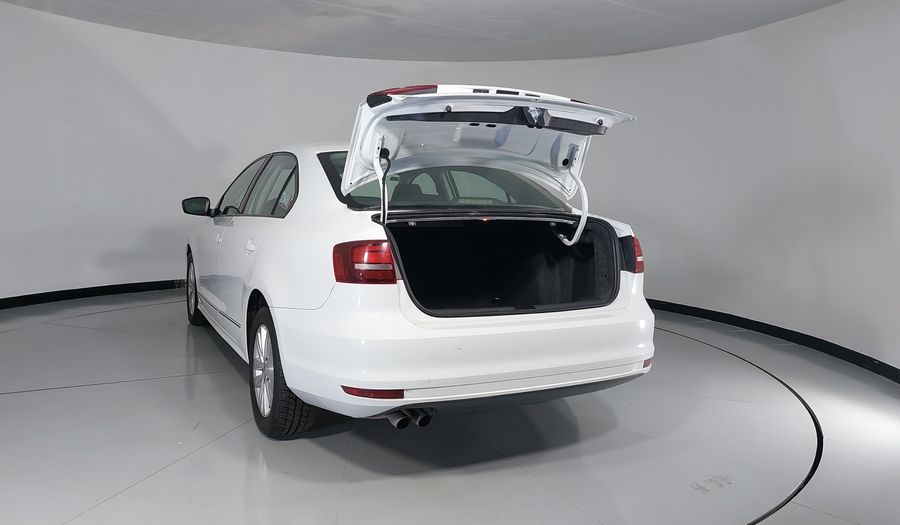 Volkswagen Jetta 2.0 STYLE MT Sedan 2017