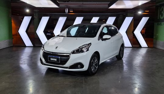 Peugeot • 208