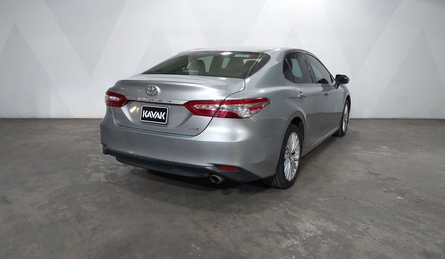 Toyota Camry 2.5 XLE NAVI AUTO Sedan 2020