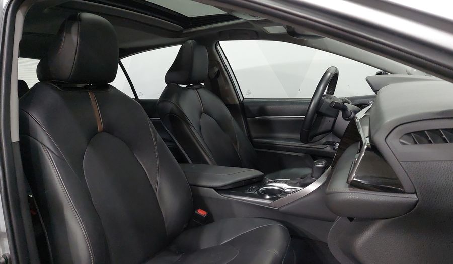 Toyota Camry 2.5 XLE NAVI AUTO Sedan 2020