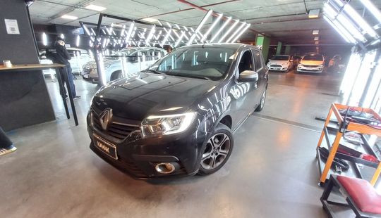 Renault • Sandero