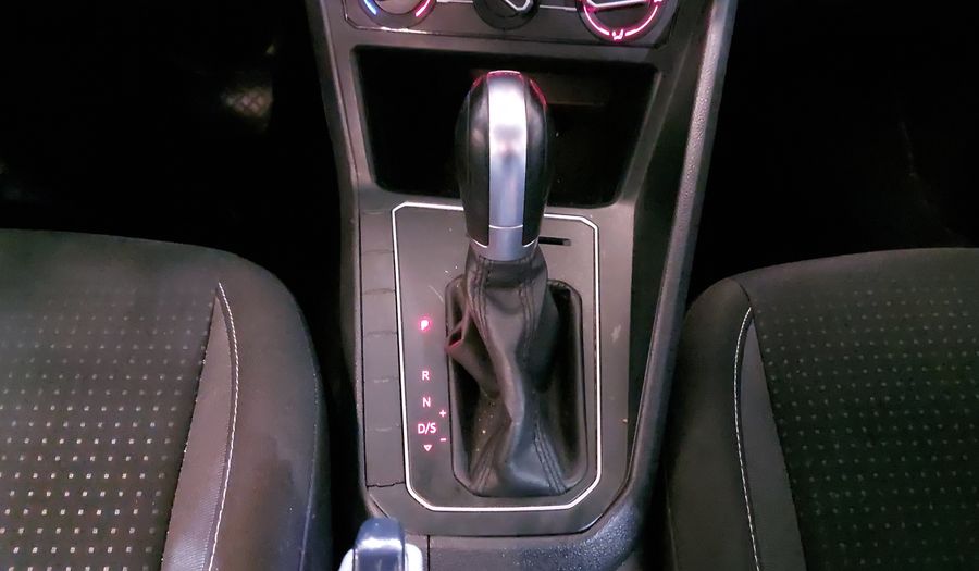 Volkswagen Virtus 1.6 AUTO Sedan 2021