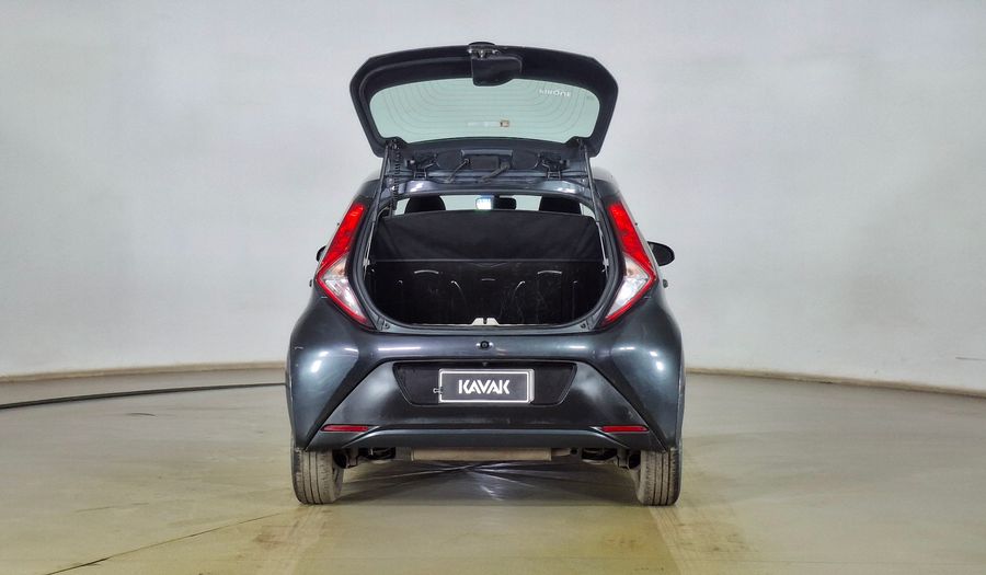 Toyota Aygo 1.0 X-R5 STD Hatchback 2019