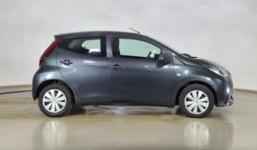 Toyota Aygo 1.0 X-R5 STD Hatchback 2019