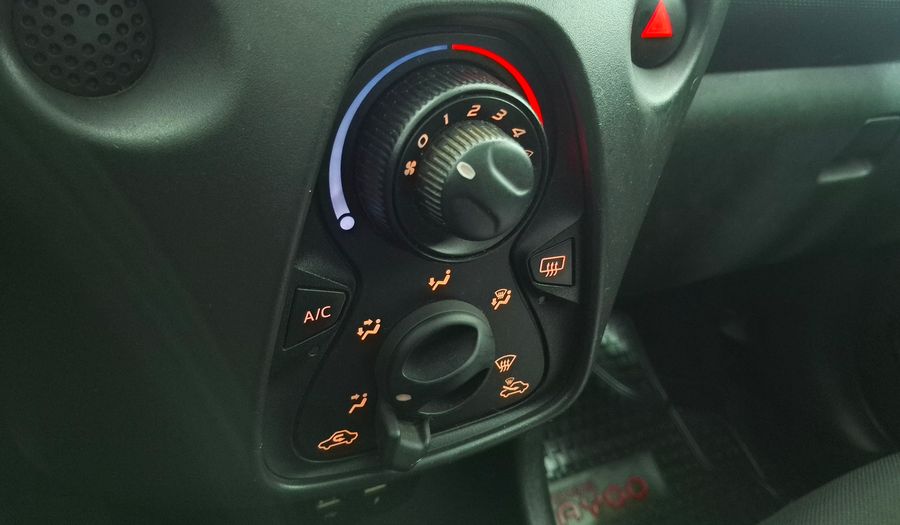 Toyota Aygo 1.0 X-R5 STD Hatchback 2019
