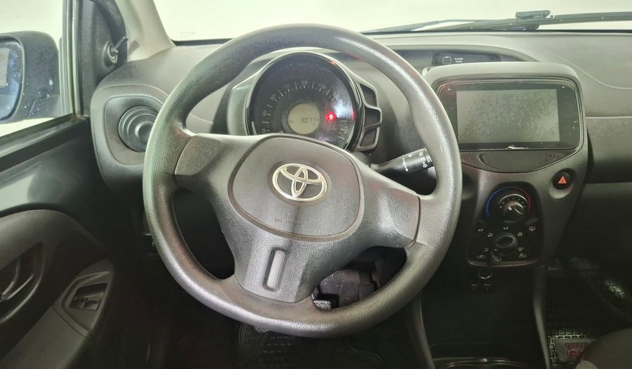 Toyota Aygo 1.0 X-R5 STD Hatchback 2019