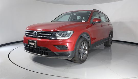Volkswagen • Tiguan