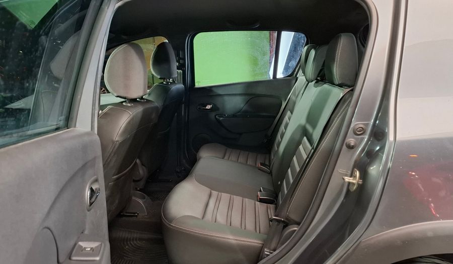 Renault Sandero Stepway 1.6 INTENS Hatchback 2024