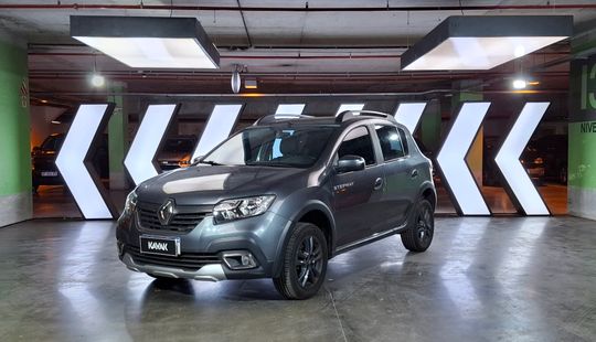 Renault • Sandero Stepway