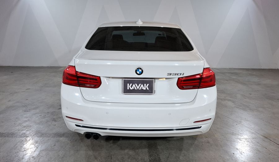 Bmw Serie 3 2.0 330IA SPORT LINE AUTO Sedan 2017