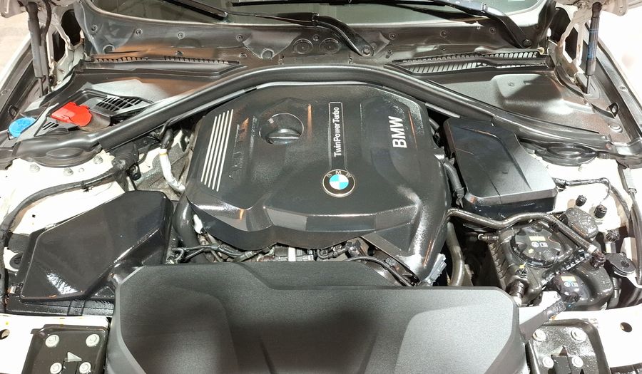 Bmw Serie 3 2.0 330IA SPORT LINE AUTO Sedan 2017