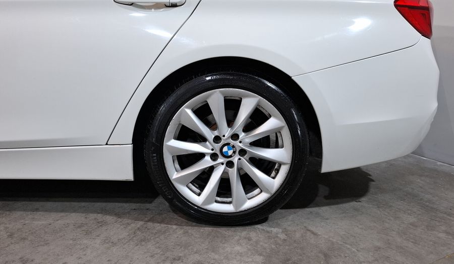 Bmw Serie 3 2.0 330IA SPORT LINE AUTO Sedan 2017