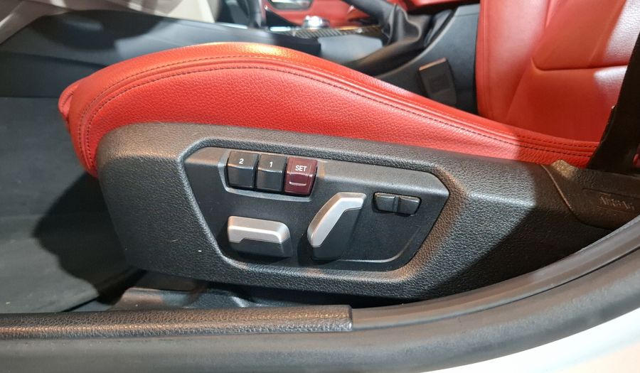 Bmw Serie 3 2.0 330IA SPORT LINE AUTO Sedan 2017