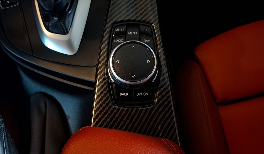 Bmw Serie 3 2.0 330IA SPORT LINE AUTO Sedan 2017