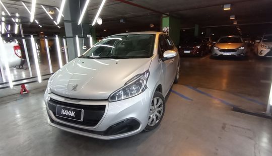 Peugeot • 208