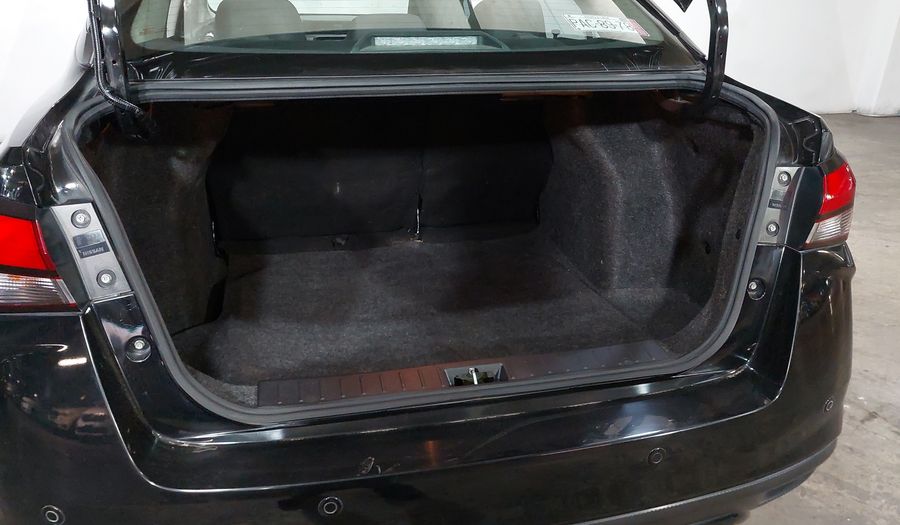 Nissan Versa 1.6 ADVANCE Sedan 2021